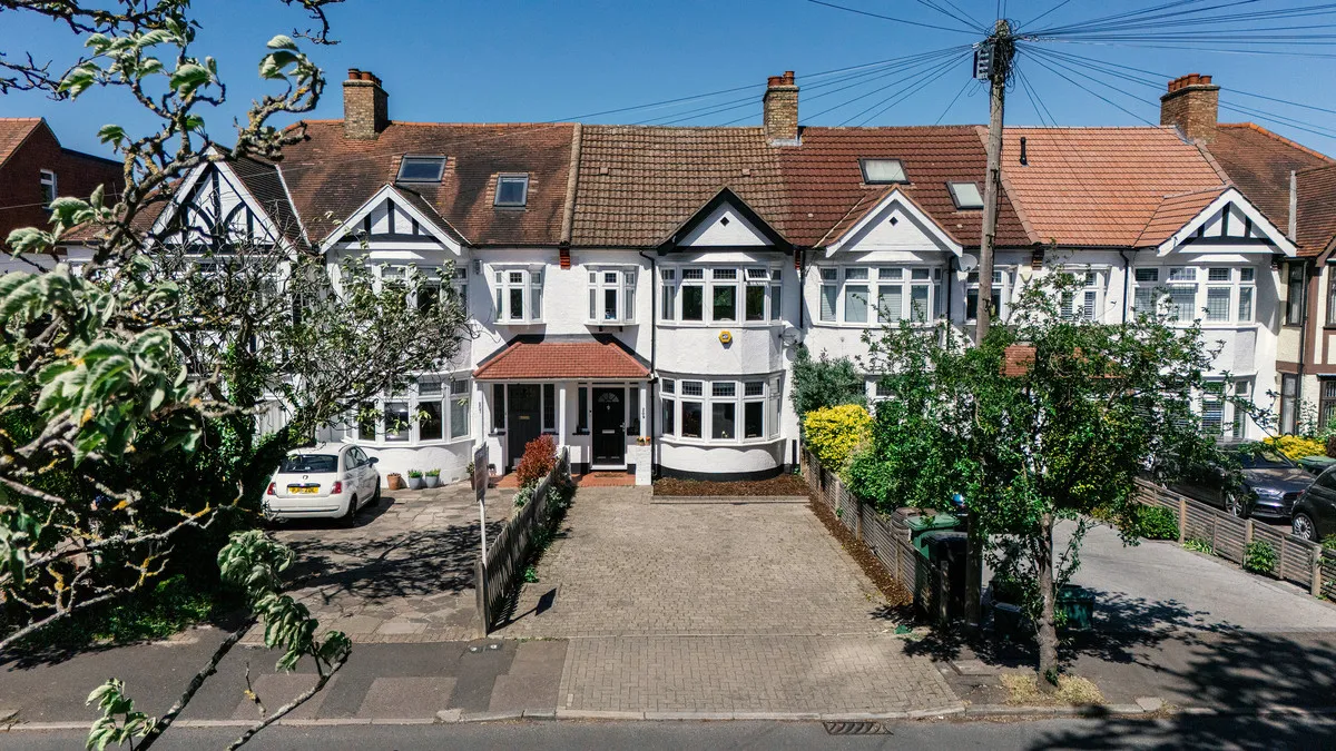 3 bed house for sale — West Wickham, BR4 0AQ
