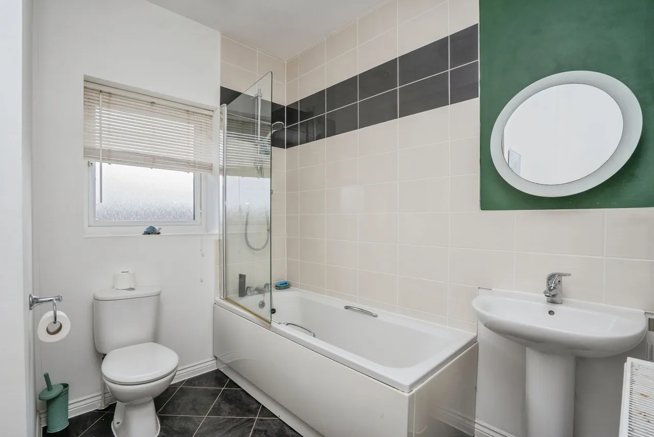 Darnel Crescent, Waterlooville, PO7, photo 9