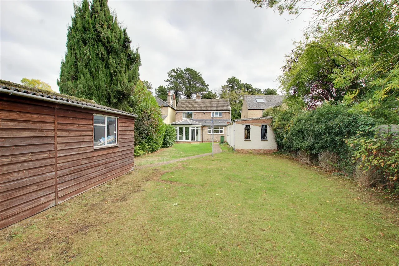 Cambridge Road, Impington, CB24, photo 16