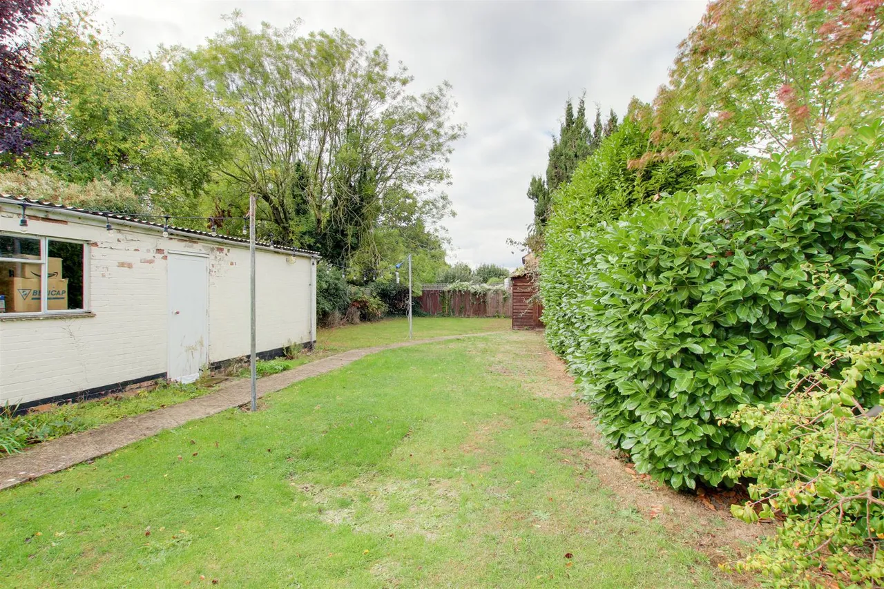 Cambridge Road, Impington, CB24, photo 17