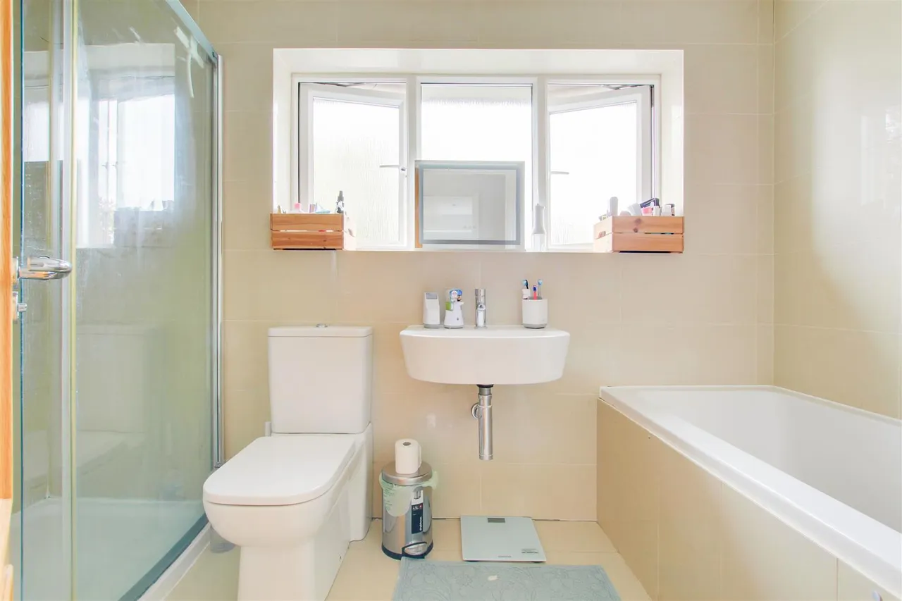 Cambridge Road, Impington, CB24, photo 14