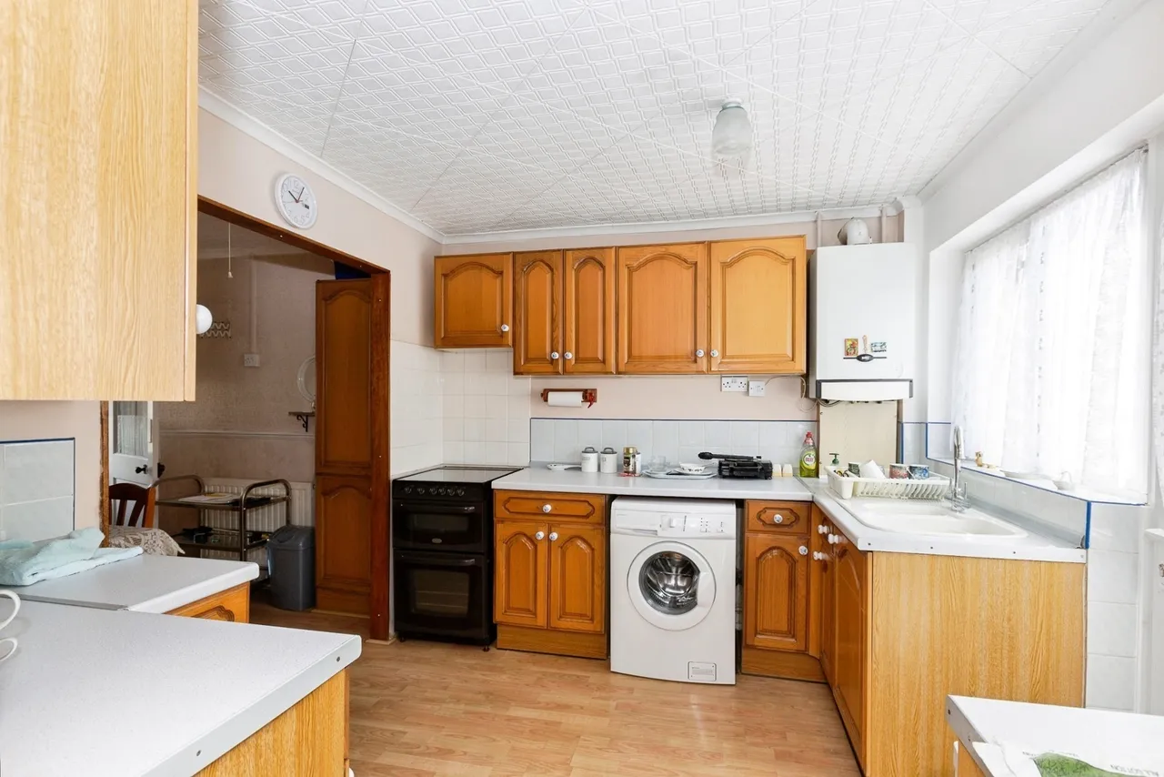 Chelmer Crescent, Barking, IG11, photo 7