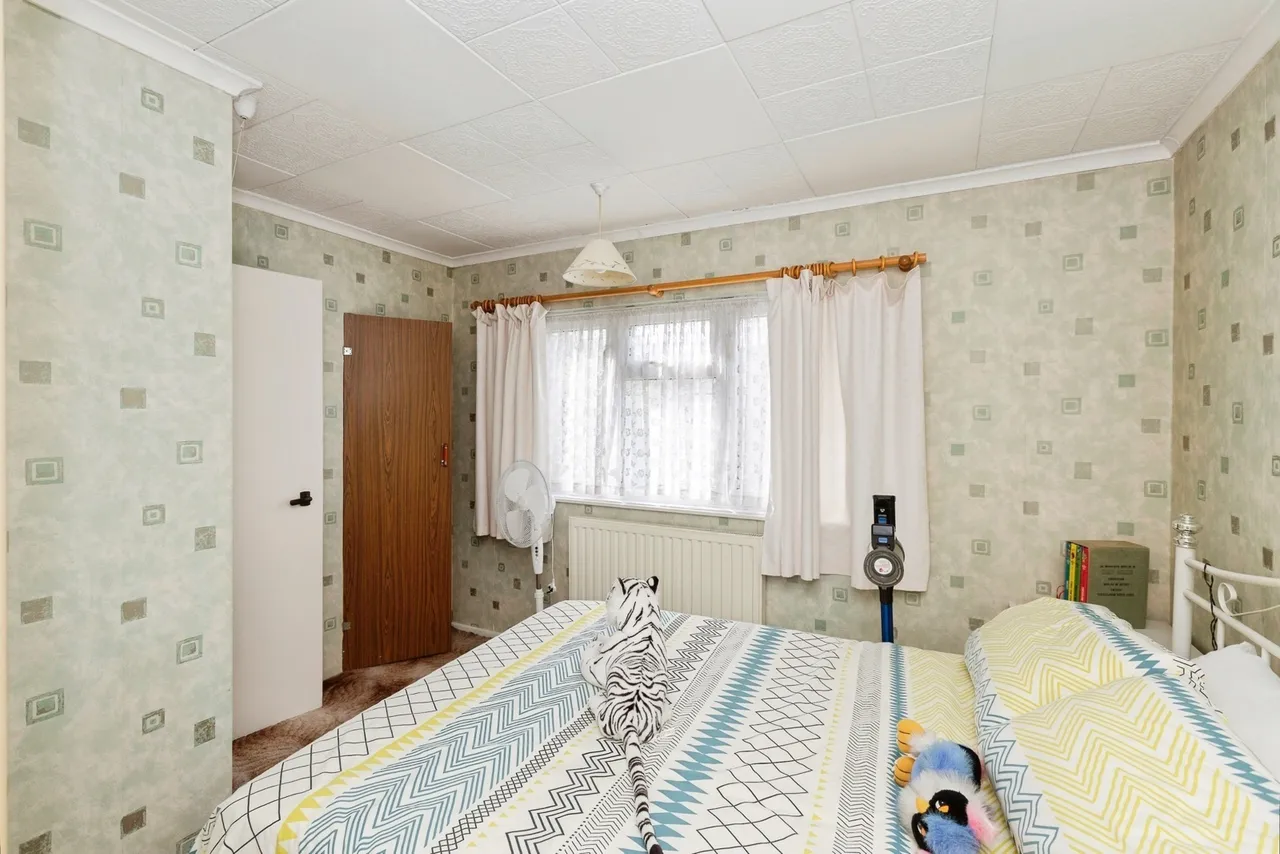 Chelmer Crescent, Barking, IG11, photo 13