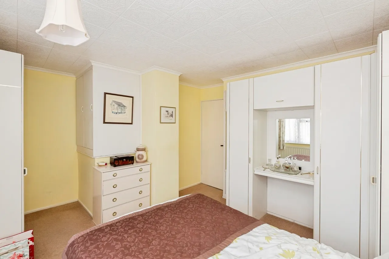 Chelmer Crescent, Barking, IG11, photo 12
