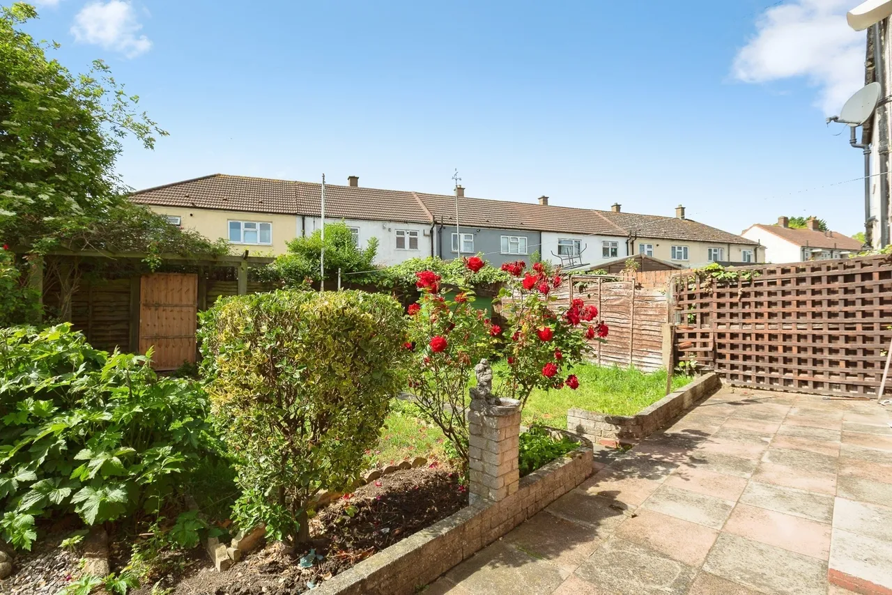 Chelmer Crescent, Barking, IG11, photo 4