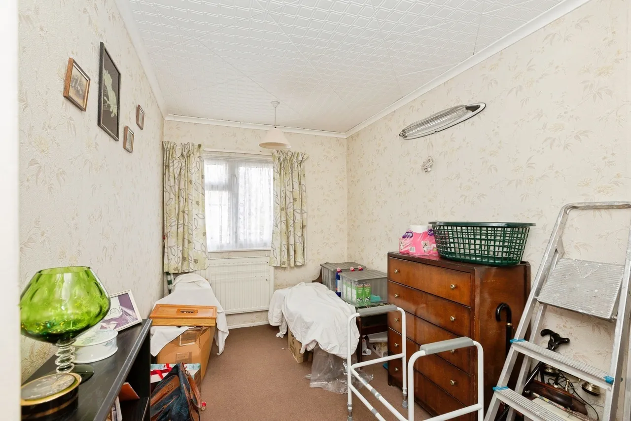 Chelmer Crescent, Barking, IG11, photo 15