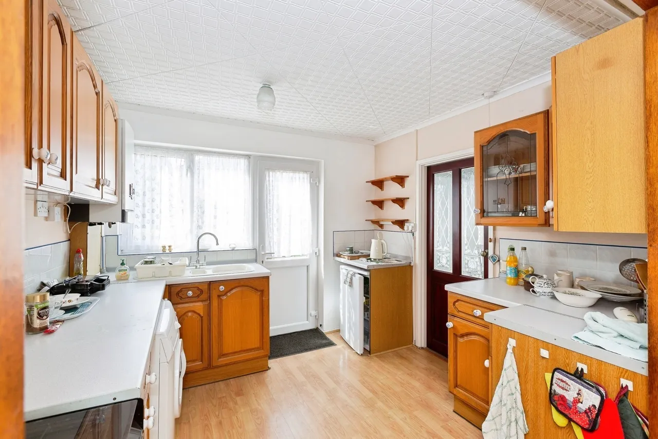 Chelmer Crescent, Barking, IG11, photo 8