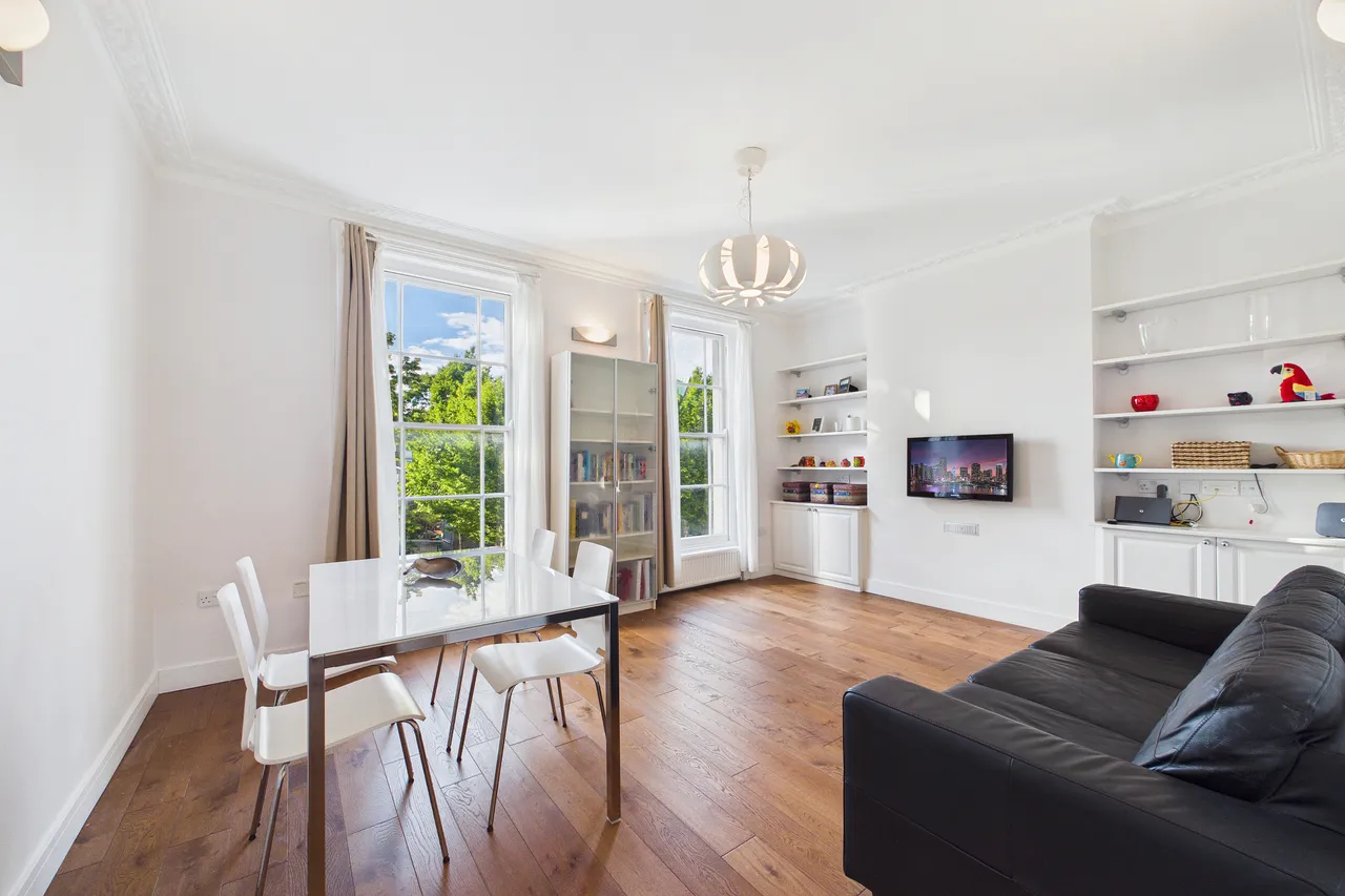 3 bed property for sale, Lorrimore Square, London, SE17