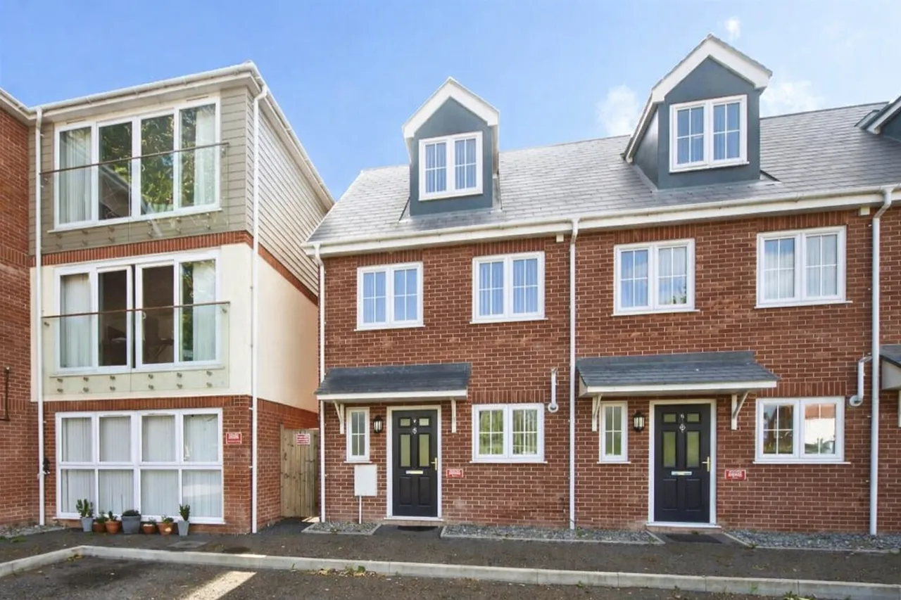 Paragon Place, Bridgwater, TA6, photo 2