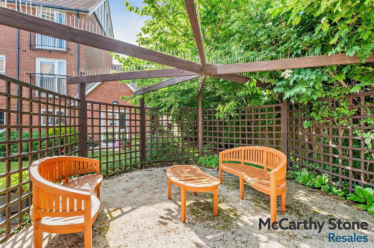 Manley Close, Whitfield, CT16, photo 4