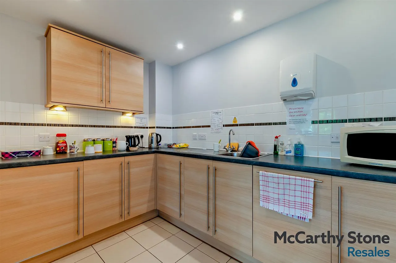 Manley Close, Whitfield, CT16, photo 19