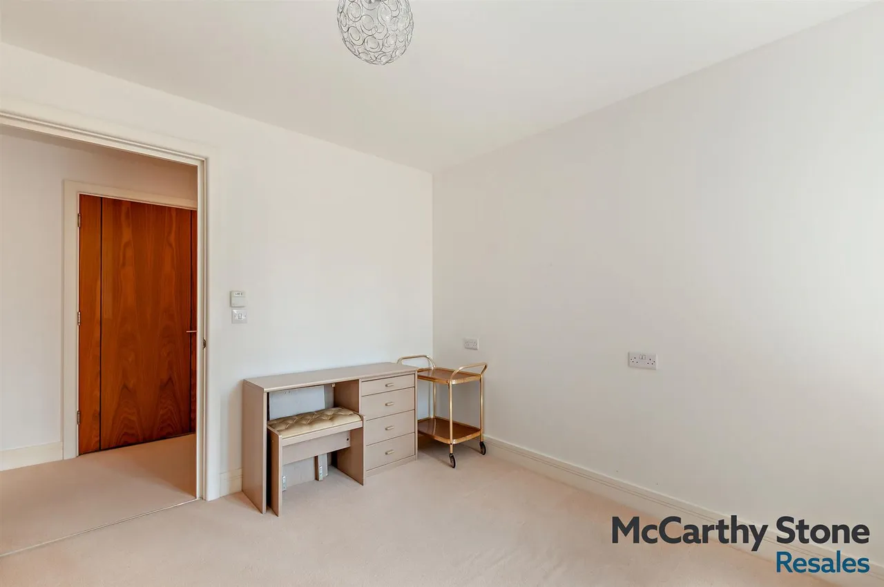 Manley Close, Whitfield, CT16, photo 14
