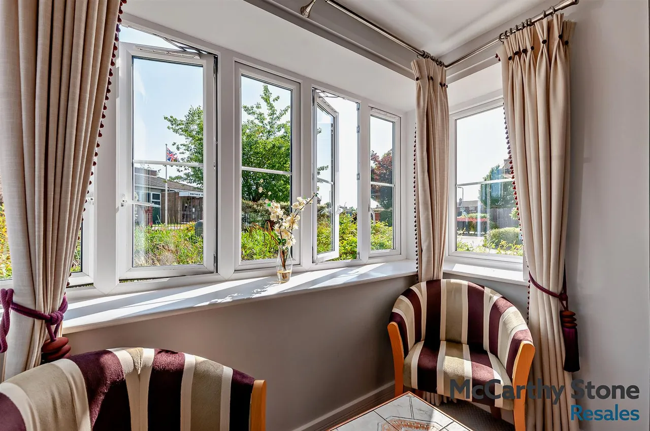 Manley Close, Whitfield, CT16, photo 18