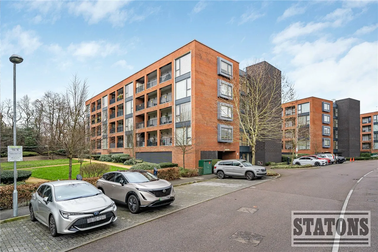 Ebony Crescent, Barnet, EN4 8FN, photo 13