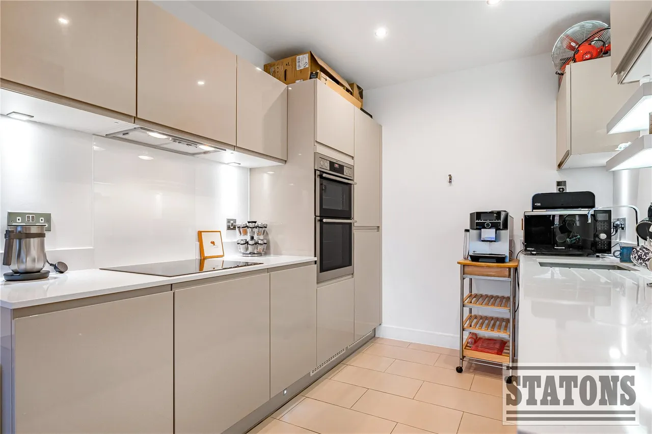 Ebony Crescent, Barnet, EN4 8FN, photo 8