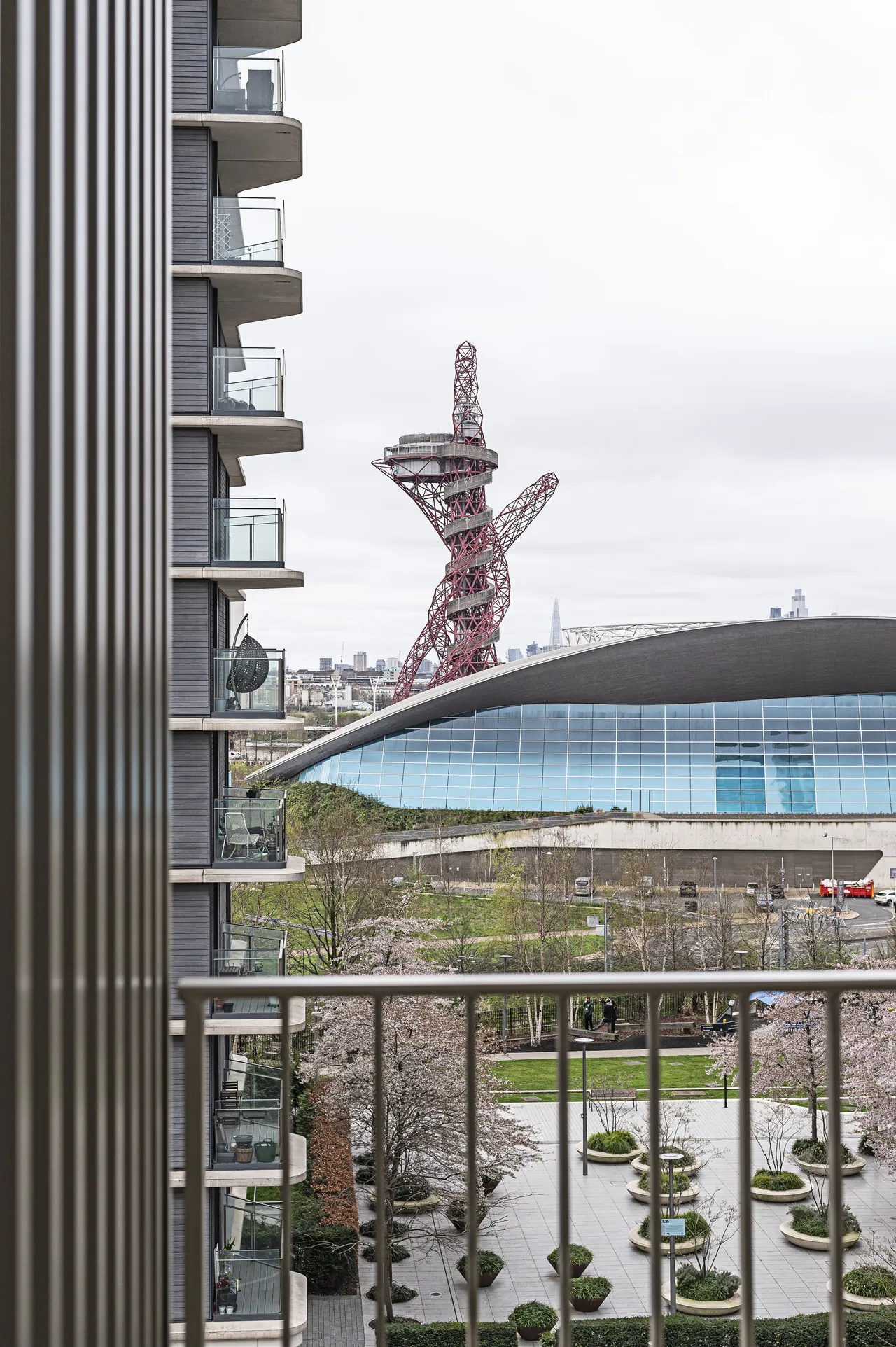 London, E20, photo 9