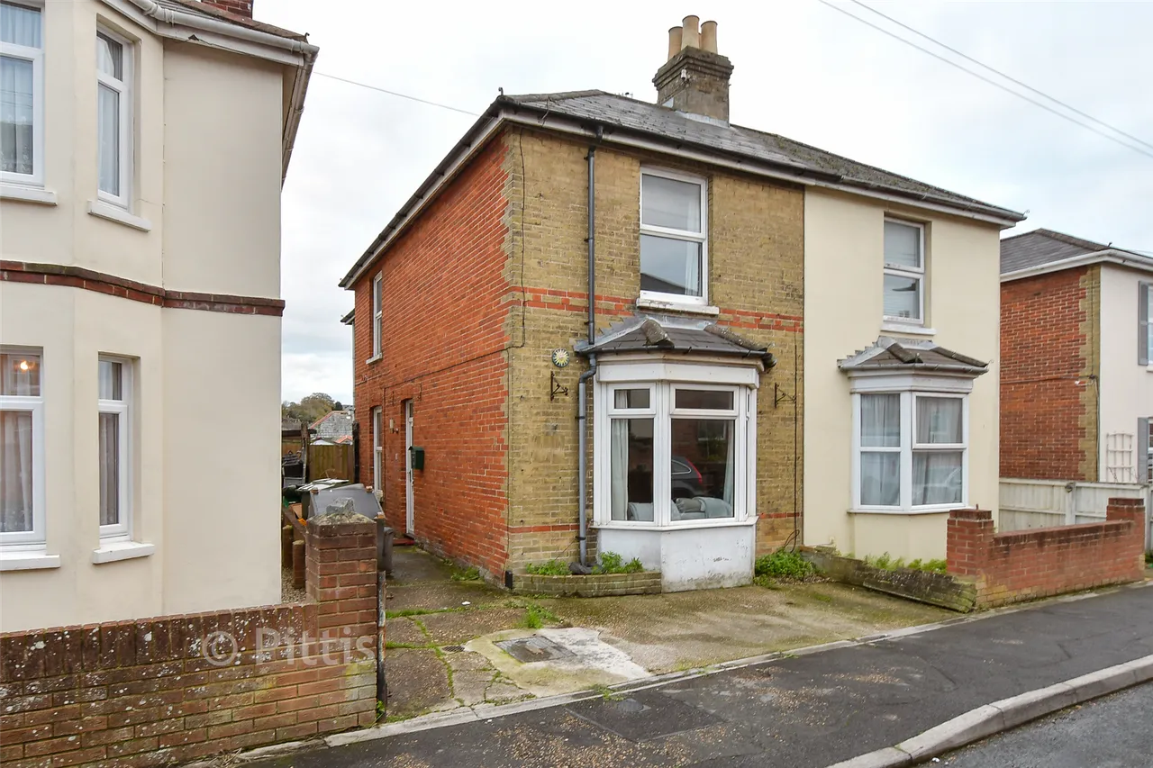 3 bed house for sale, Daniel Street, Ryde, PO33