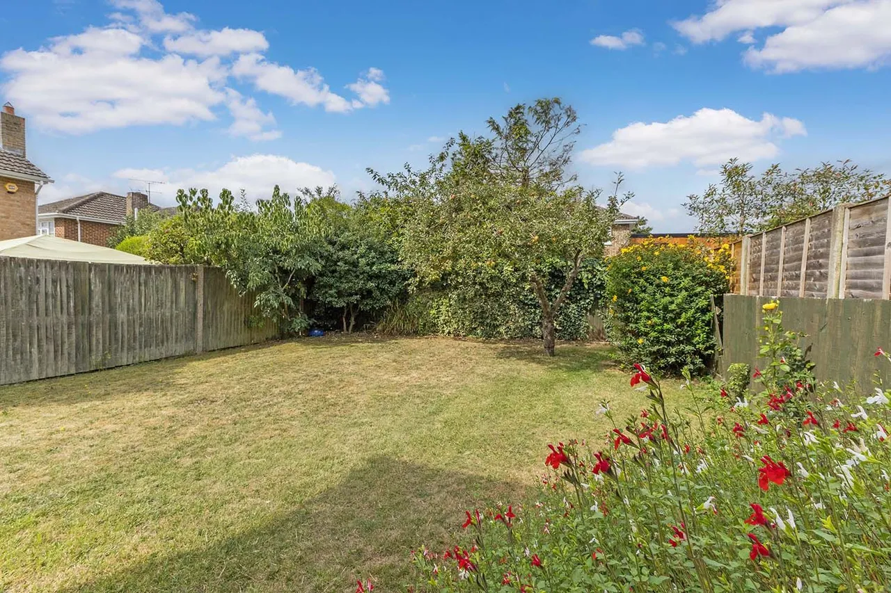 Brompton Drive, Cranbrook Drive, Maidenhead, Berkshire, photo 13