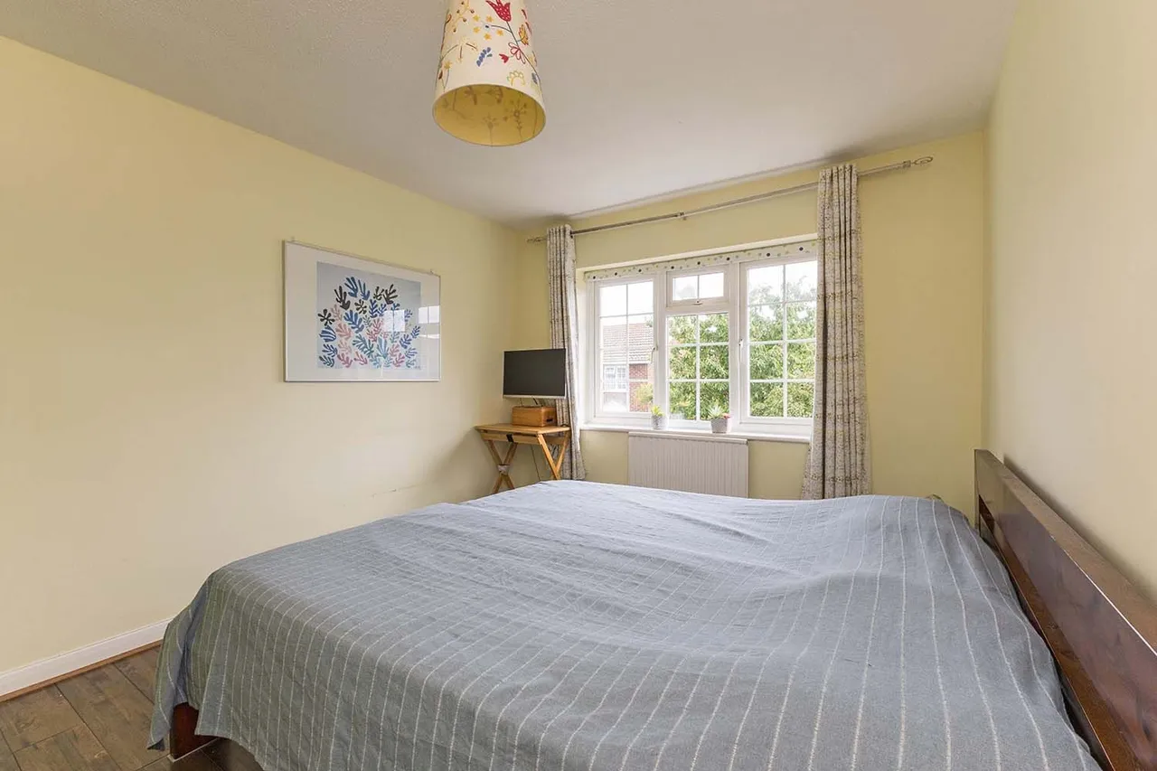 Brompton Drive, Cranbrook Drive, Maidenhead, Berkshire, photo 10