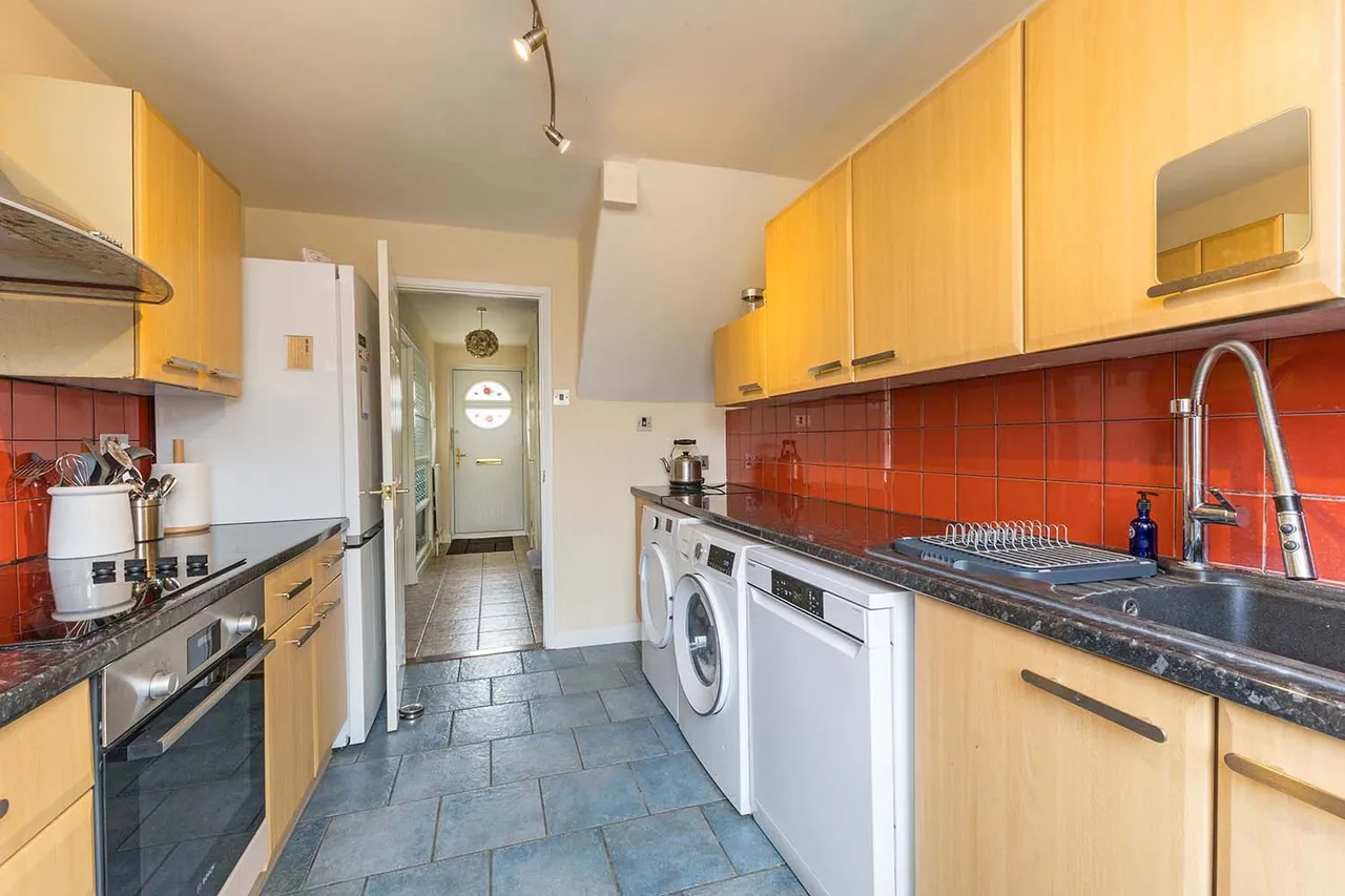 Brompton Drive, Cranbrook Drive, Maidenhead, Berkshire, photo 7