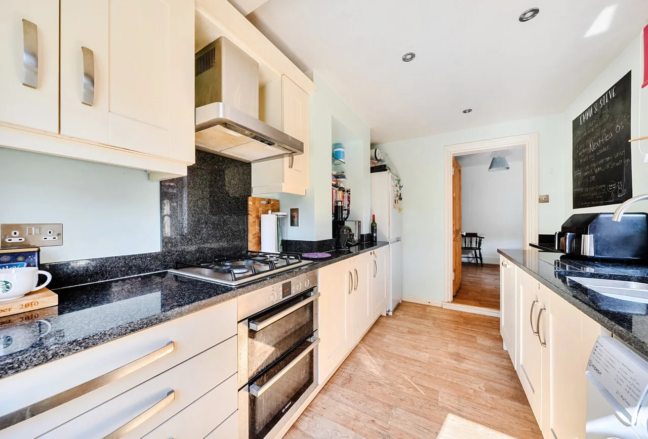 Lumley Road, Horley, RH6 7JF, photo 11
