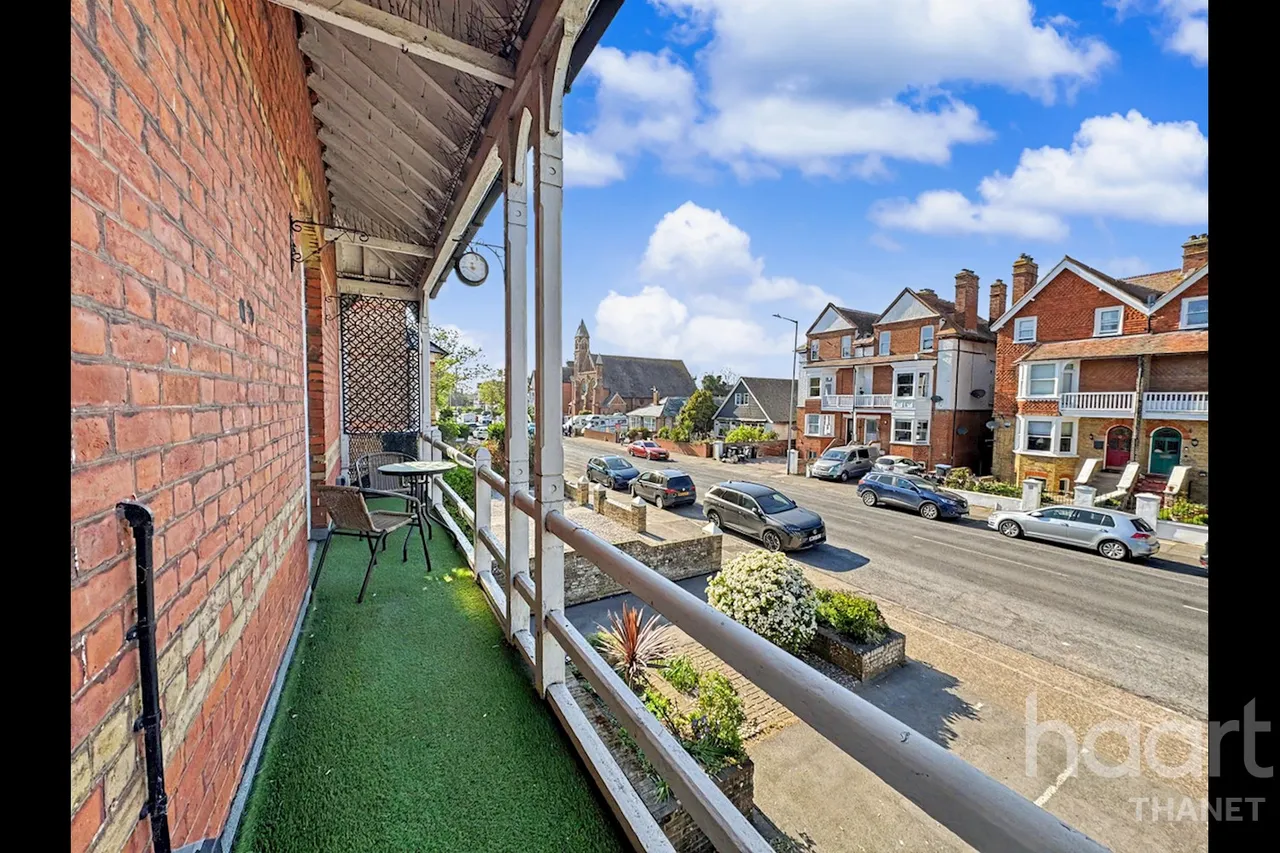 Westgate Bay Avenue, Westgate-On-Sea, CT8, photo 7