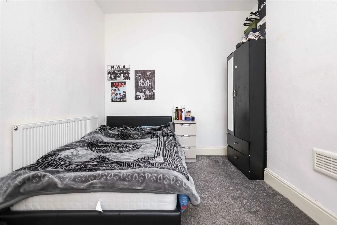 Beakes Road, Smethwick, B67, photo 7