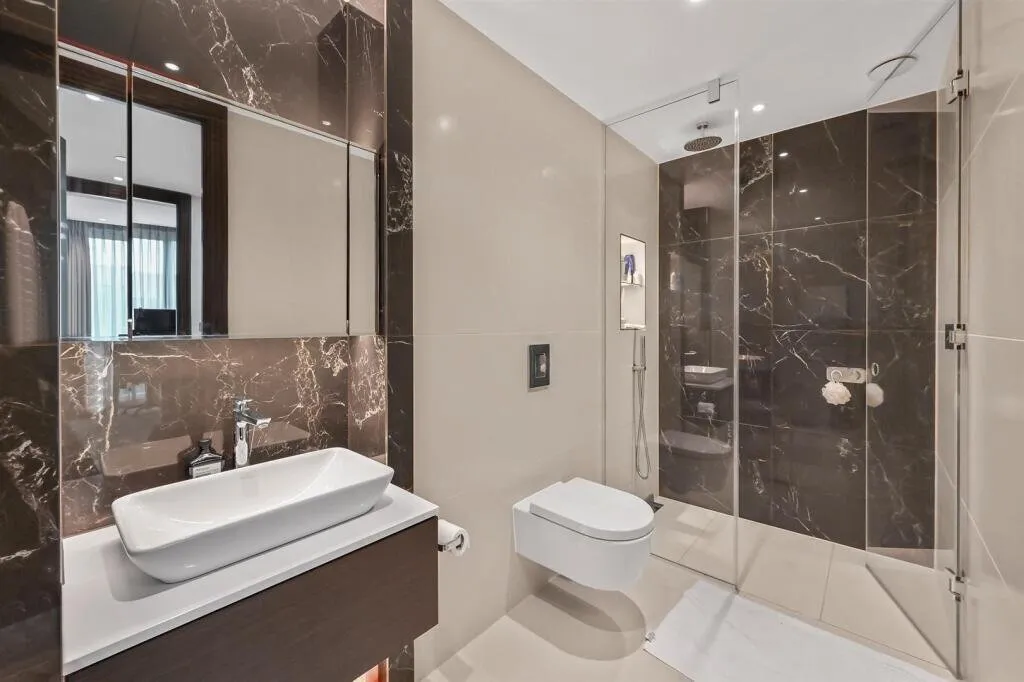 Warwick Lane, London, W14, photo 7