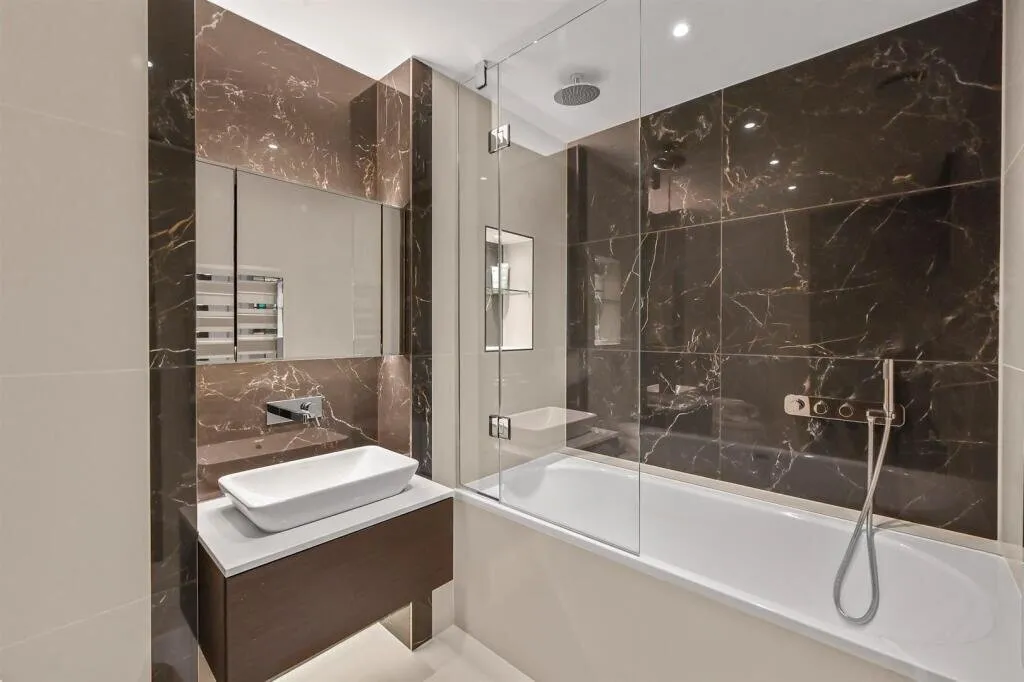 Warwick Lane, London, W14, photo 13