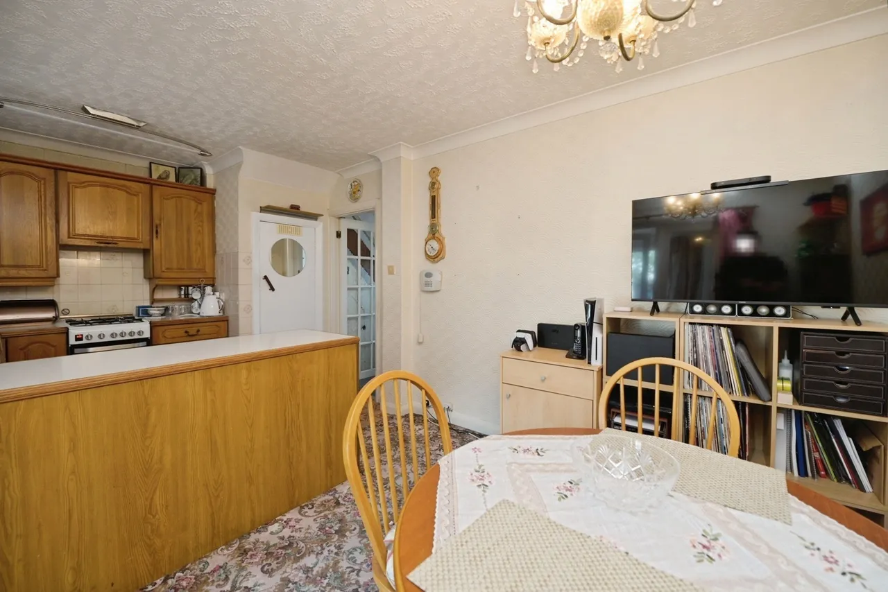 Dominion Drive, Romford, RM5, photo 6