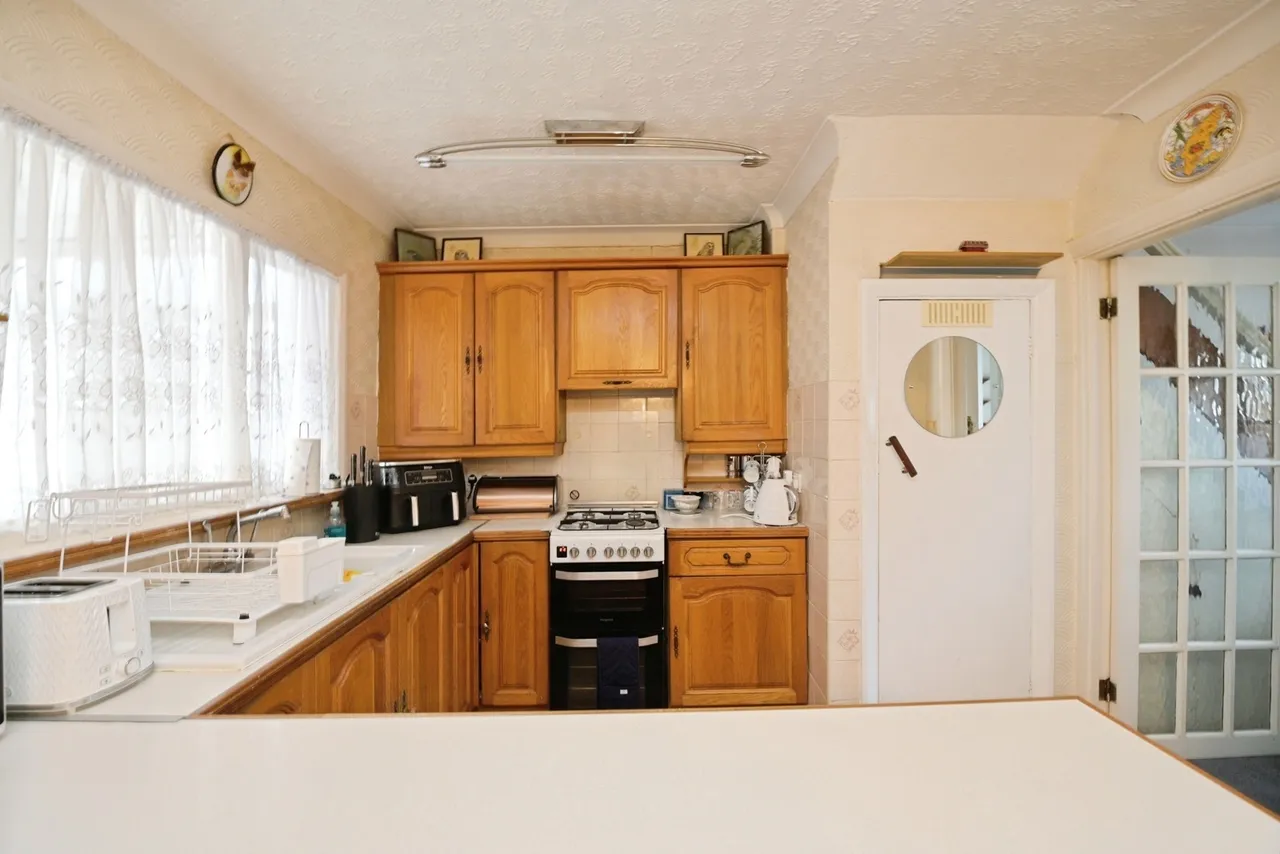 Dominion Drive, Romford, RM5, photo 5