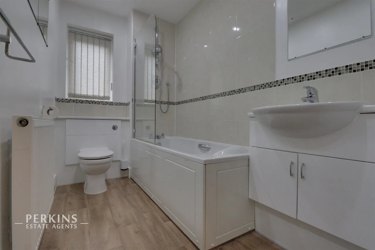 Corbins Lane, Harrow, HA2, photo 2