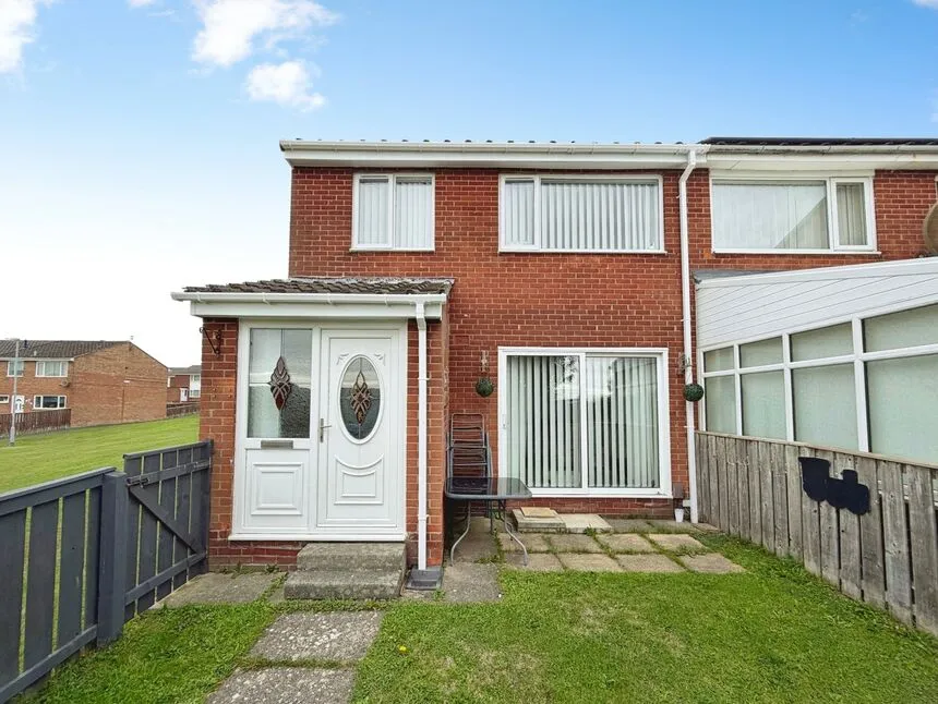 3 bed house for sale, Aylward Place, Stanley, DH9