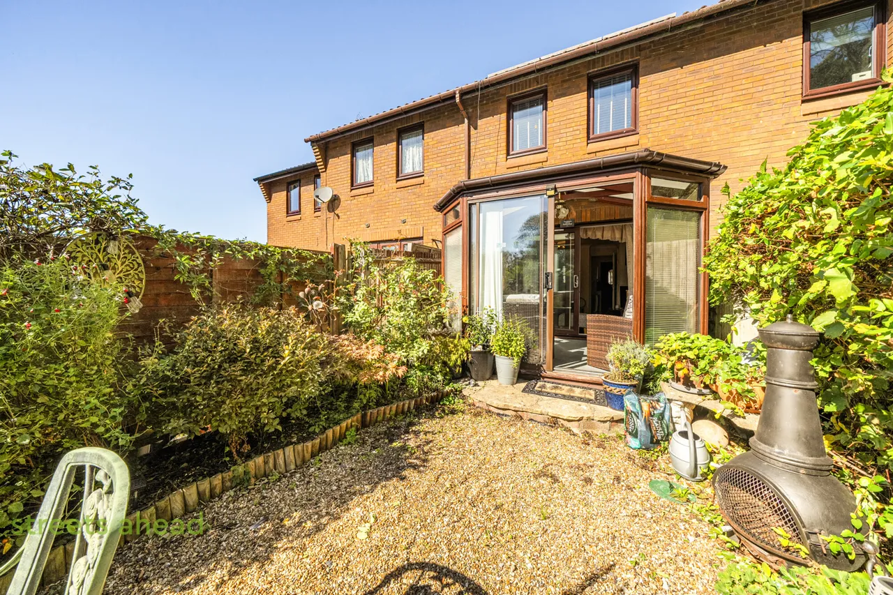 Goodenough Way, Coulsdon, CR5, photo 17