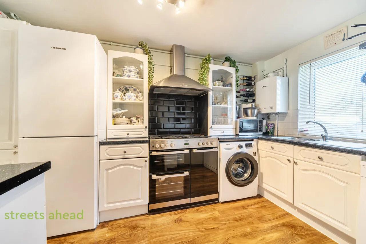 Goodenough Way, Coulsdon, CR5, photo 8