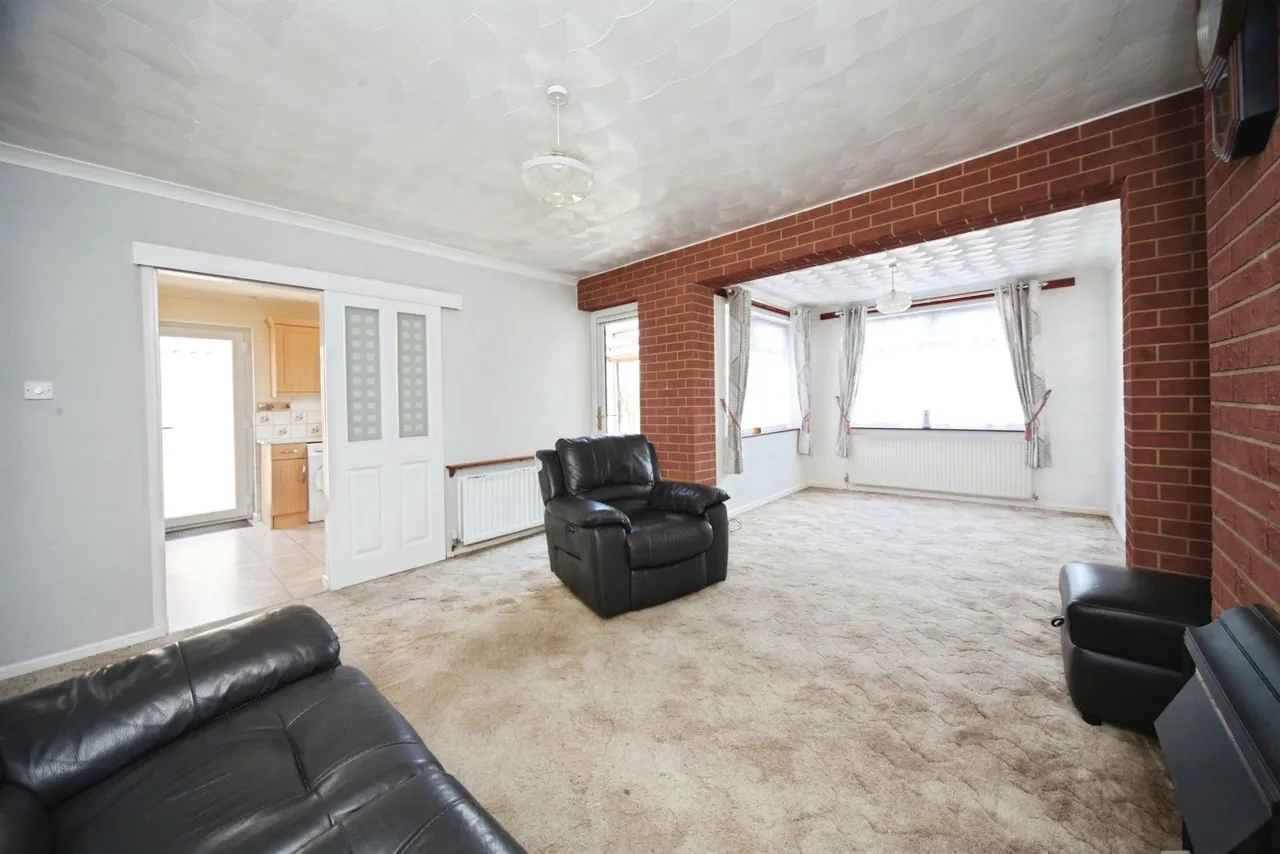 Ridgeway Avenue, Dunstable, photo 5