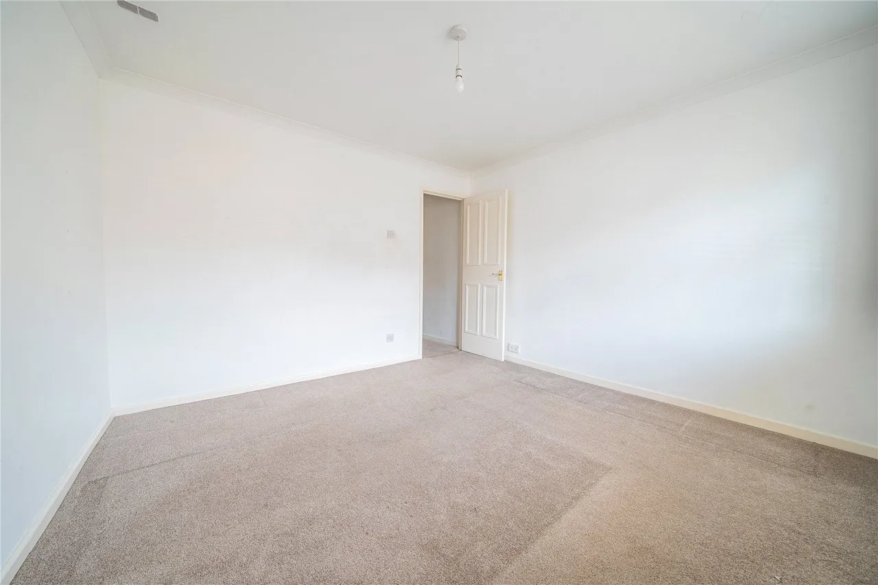 Allerton Grange Croft, Leeds, LS8, photo 12