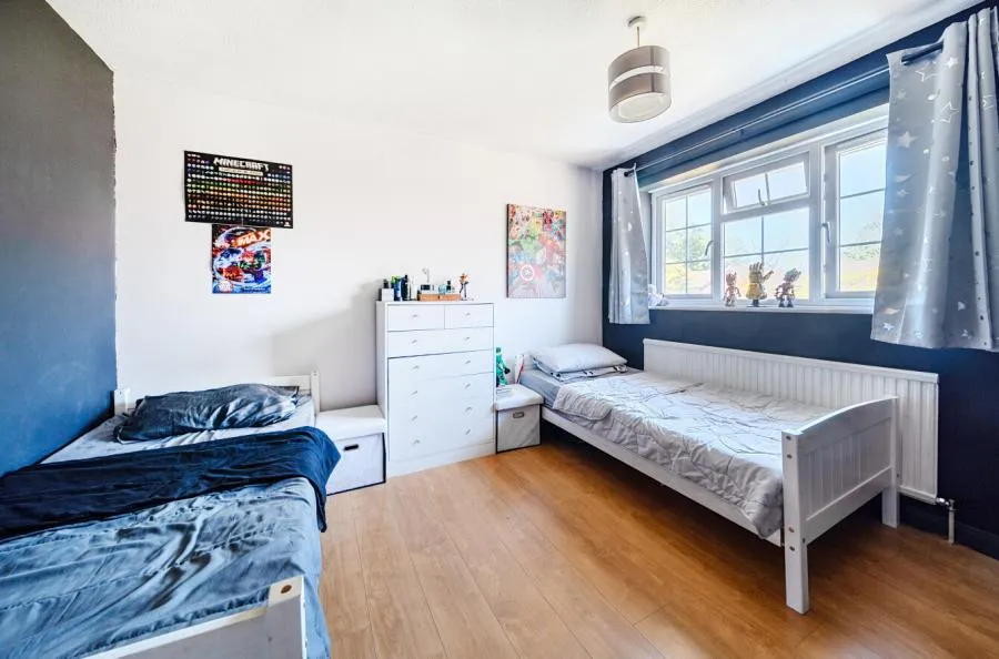 Knox Green, Binfield, RG42, photo 10