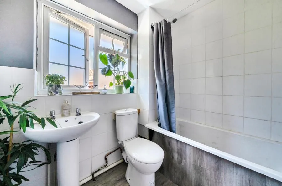 Knox Green, Binfield, RG42, photo 8