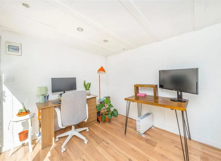 Eversley Road, Charlton, SE7, photo 3