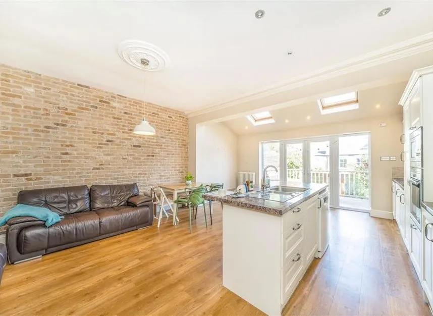 Eversley Road, Charlton, SE7, photo 2