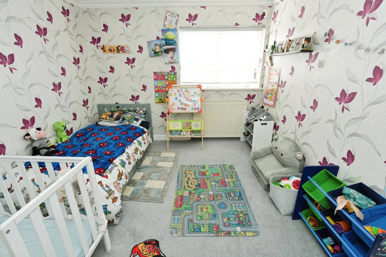 Simmons Drive, Quinton, B32, photo 16