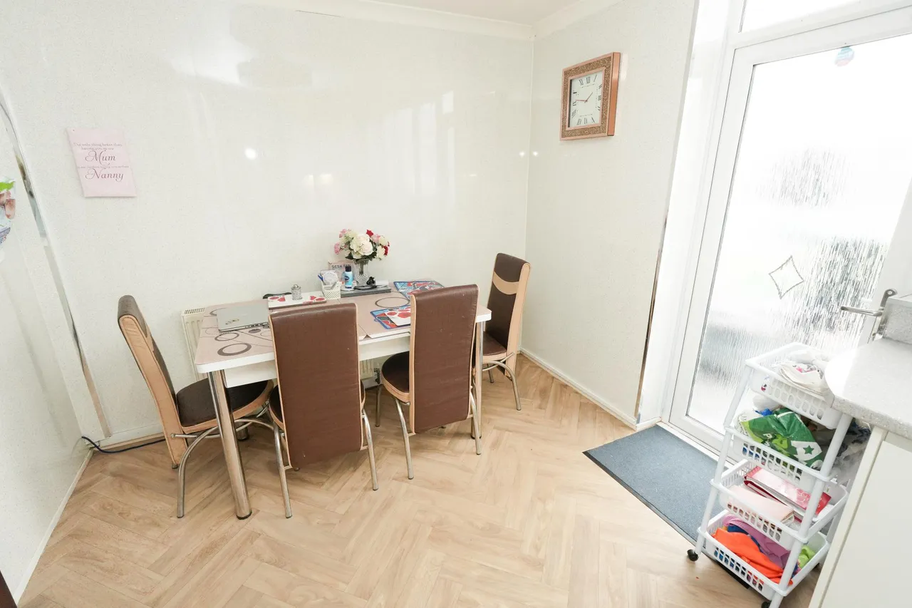 Simmons Drive, Quinton, B32, photo 11