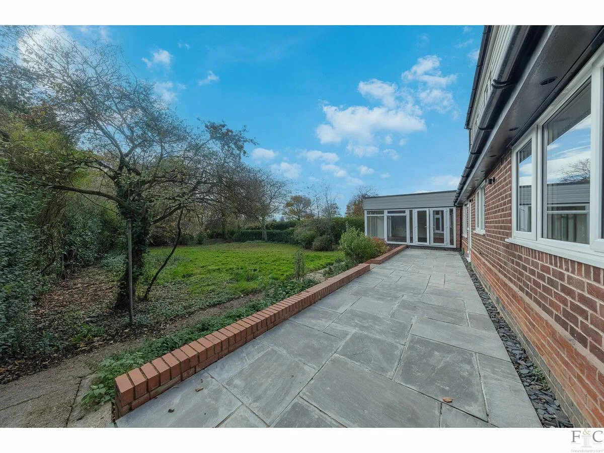 Leicester Road, LE7, photo 24