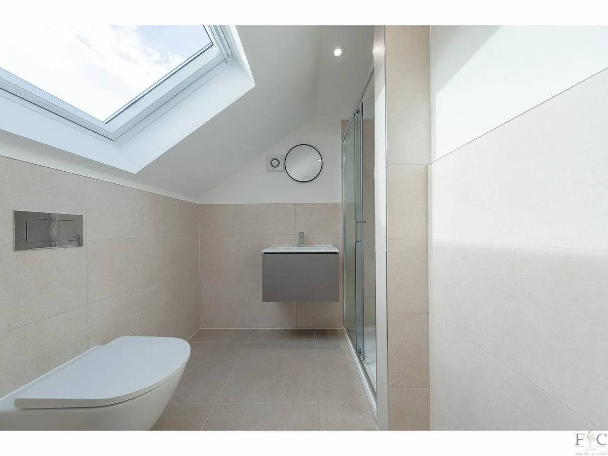 Leicester Road, LE7, photo 17