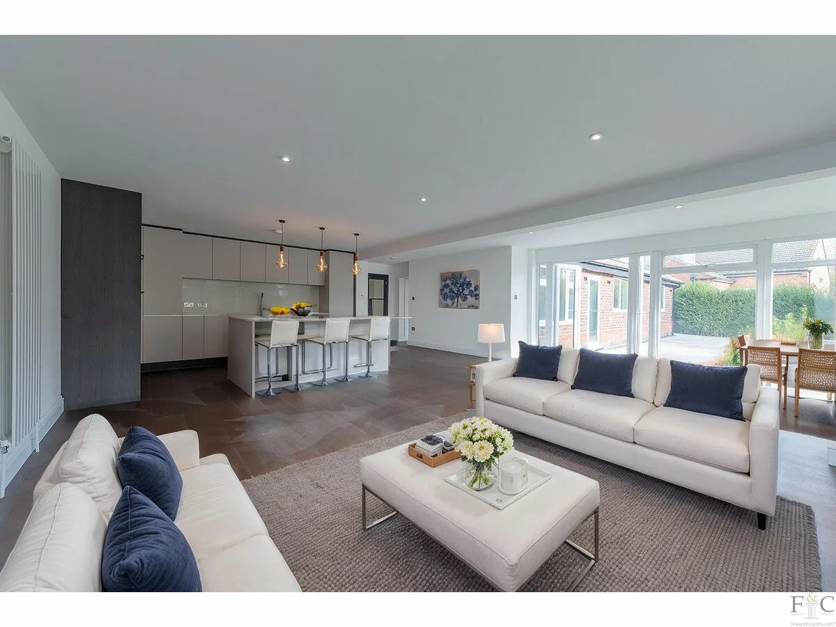 Leicester Road, LE7, photo 6