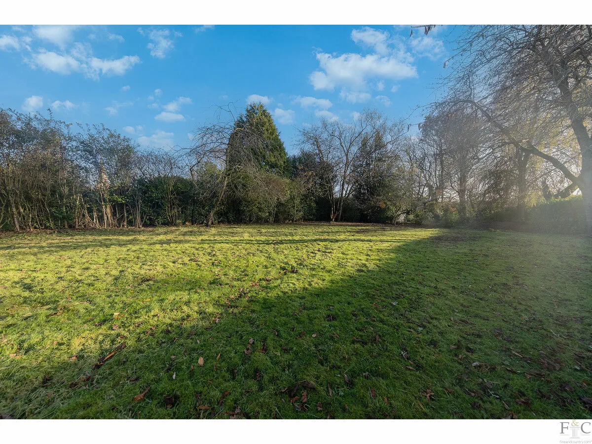 Leicester Road, LE7, photo 2