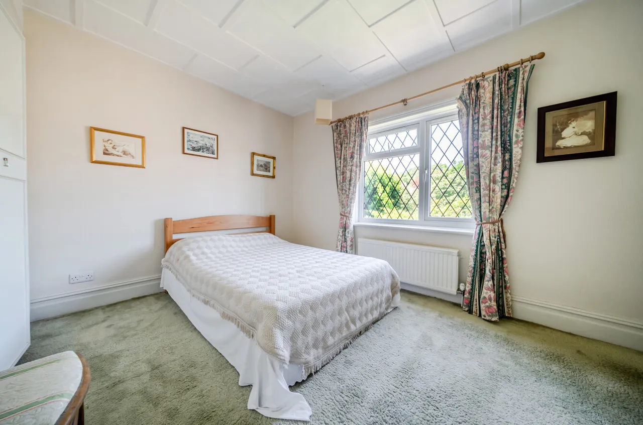 Widley Road, Cosham, PO6, photo 12