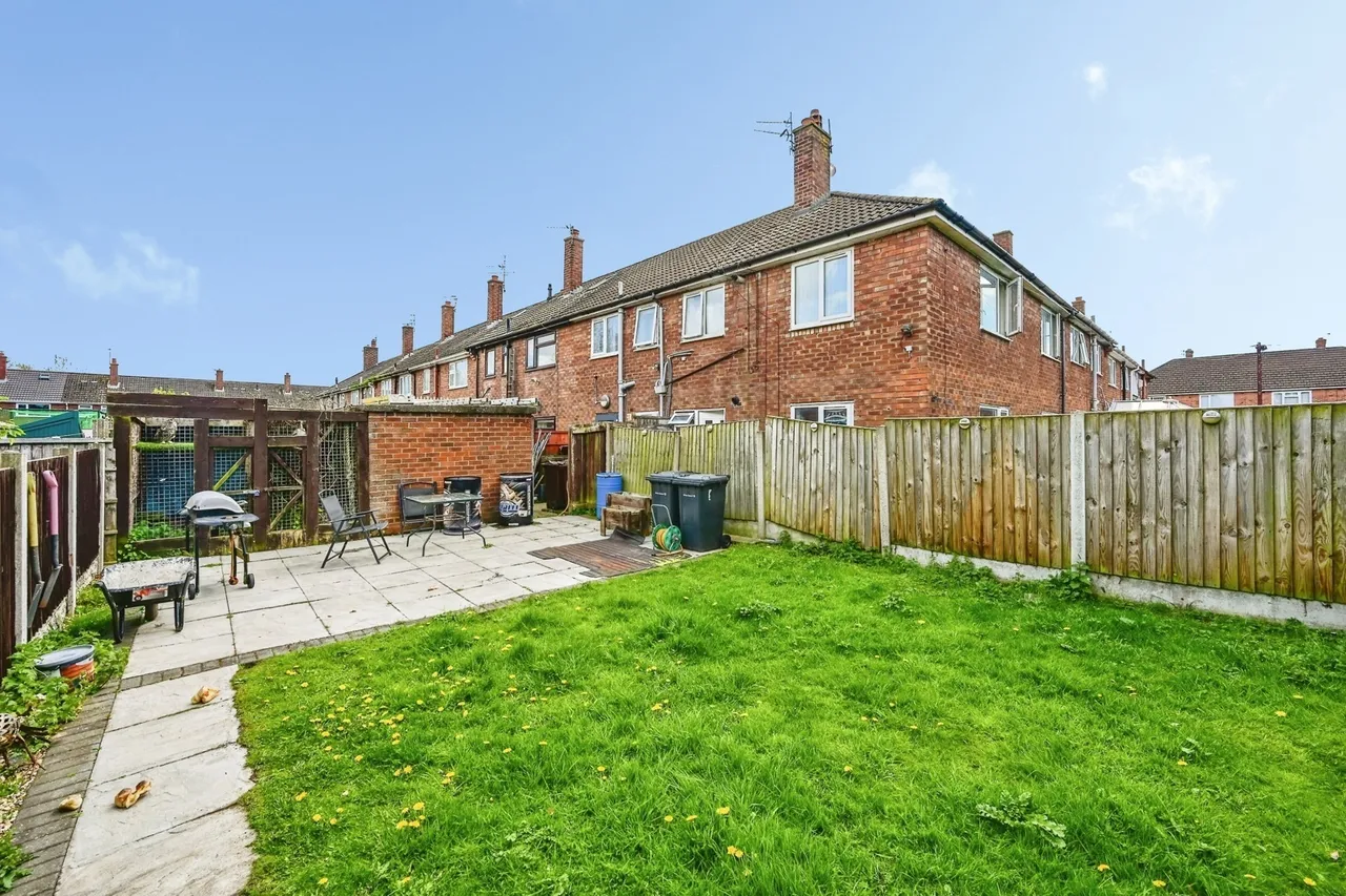 Simons Croft, Bootle, L30, photo 14