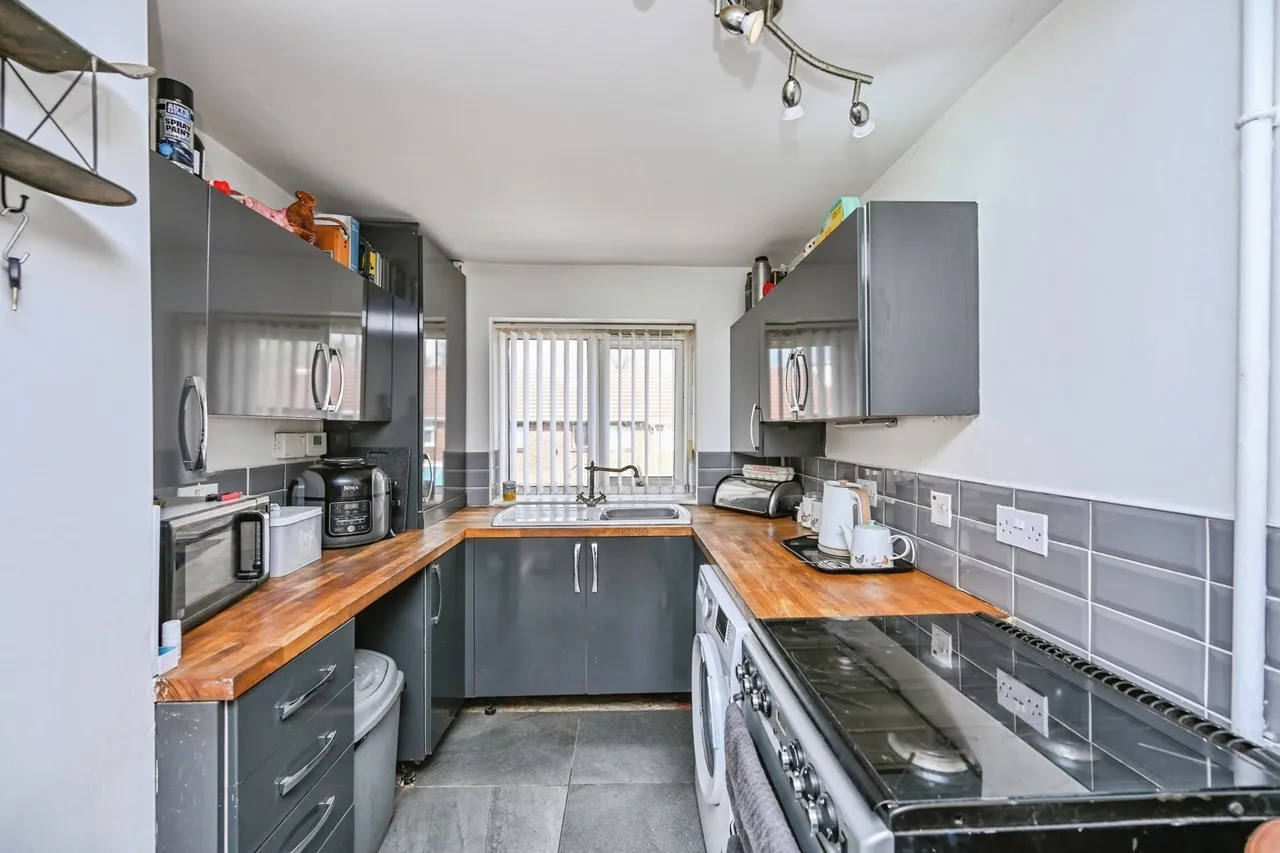 Simons Croft, Bootle, L30, photo 5